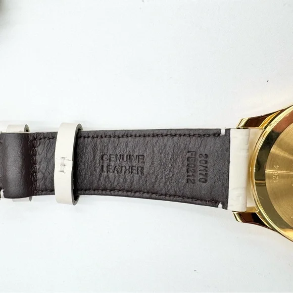 Gucci G-Timeless Watch, 38mm - Picture 5 of 9